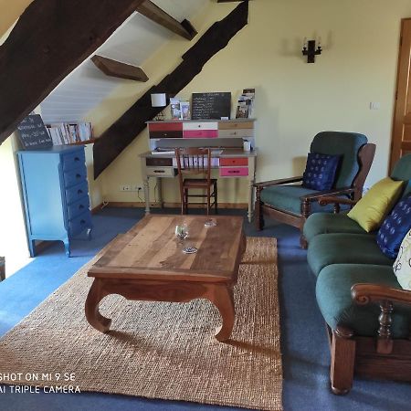 Gite Le Grenier Aux Portes De Broceliande Apartamento Réminiac Exterior foto
