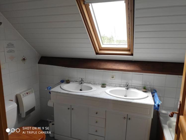 Gite Le Grenier Aux Portes De Broceliande Apartamento Réminiac Exterior foto